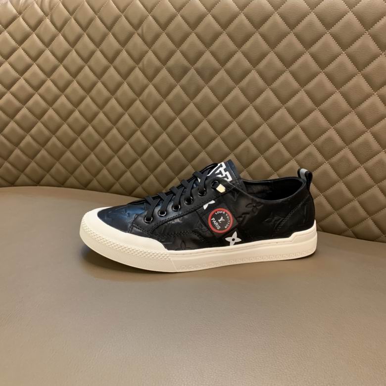 men LV shoes-097
